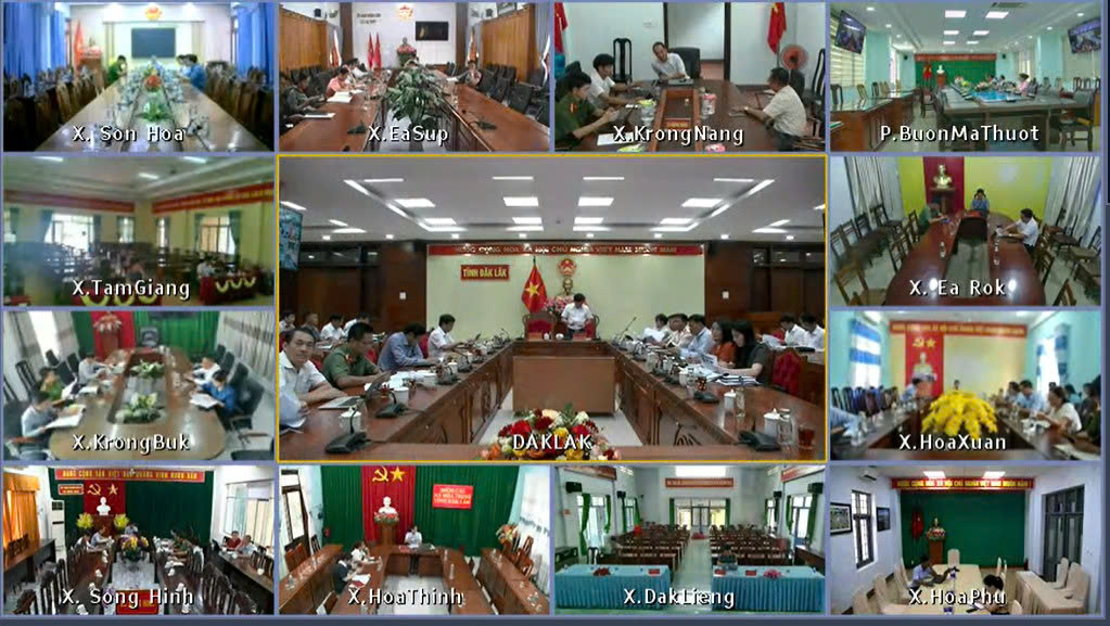 Hội nghị được kết nối trực tuyến đến các điểm cầu UBND xã, phường trên địa bàn tỉnh